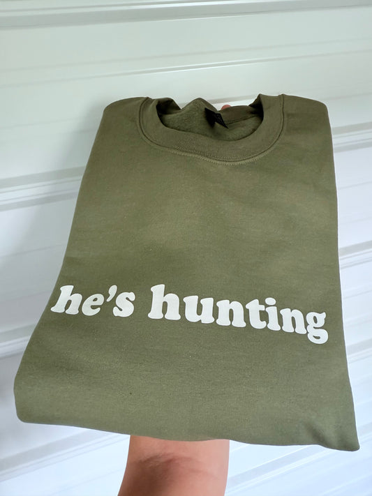 He’s Hunting simple design